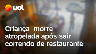 Criança de dois anos morre atropelada após sair correndo de restaurante no Guarujá [upl. by Ydnak846]