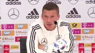 Pressekonferenz in Ascona Podolski verärgert über seinen Ruf als quotMaskottchenquot [upl. by Emina903]