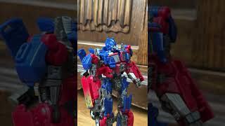 President Bumblebee Transformers stopmotion shorts funnymemes transformers funnypictures memes [upl. by Noinatrad]