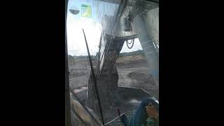 pengupasan lahan baru Liebherr R9350 loading overburden HD CAT 785 [upl. by Jo-Anne464]