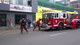 Salida Bomberos desde la cabina del camión [upl. by Atteuqcaj]