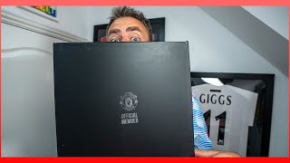 Manchester United Premium Membership 202223 Unboxing [upl. by O'Connell]