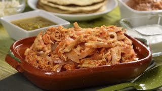 Tostadas de tinga de pollo [upl. by Asenav17]