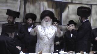 Simchas Bais Hashoeva with the Munkatcher Rebbe 2009 Part 1 [upl. by Wardle]