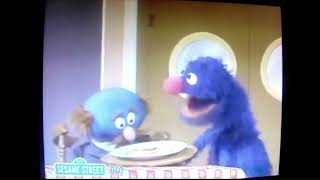 Sesame StreetGrover Waiter Big Hamburgermp4 [upl. by Voe]