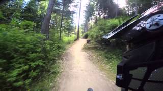 Vertigo and Thundergoat tracks ride at Skyline MTB DH bike park  Queenstown [upl. by Rimhsak982]