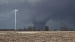 Massive High Contrast Wedge Tornado Near Ottumwa Iowa [upl. by Pierrepont]