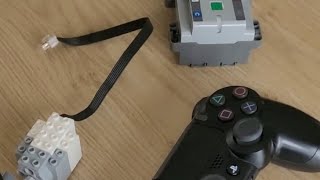 Je vous montre comment connecter une manette de PS4 à un moteur lego [upl. by Lantha]