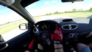 Clio 3 rs rc racing Open chambley 210517 session 9 [upl. by Nrublim]