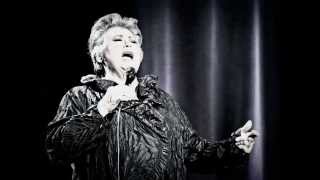 Medley Ginette Reno à la Casa Loca [upl. by Eelanej]