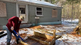 Abandoned Off Grid Cabin prepping for renovation [upl. by Hannah]