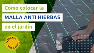 Cómo colocar la MALLA ANTI HIERBAS en el jardín TUTORIAL instalación césped artificial [upl. by Alcock]