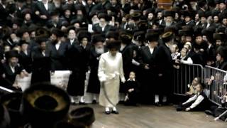 Satmar Rebbe Dancing Mitzvah Tantz 3711 Part 1of2 [upl. by Nerval58]