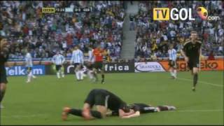 Germany vs Argentina 3rd July 2010 40 Highlights english commentator [upl. by Mart]