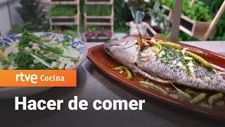 Cómo hacer Besugo al horno  Hacer de comer  RTVE Cocina [upl. by Oriana]