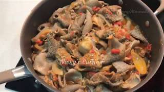 How To Cook TripesComment Préparer Les TripesMabumu Ya Ngombe [upl. by Ettennej]