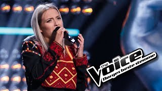 Ingeborg Walther  Issues  The Voice Norge 2017  Blind Auditions [upl. by Oigimer]