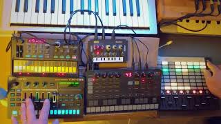 Live Jam 06 Melodic Techno Roland TR6s Korg Minilogue Volca FM IK Multimedia Uno Synth NTS1 [upl. by Notak]