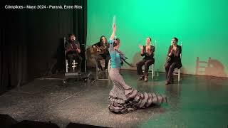 Baile Flamenco  Caracoles con Bata de Cola [upl. by Deevan]