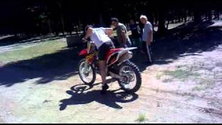 CRF 450 2011 largadas al cortemp4 [upl. by Tlaw]