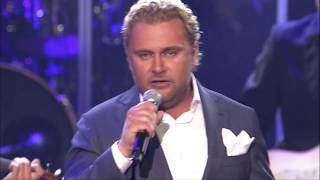 Wesly Bronkhorst  Steeds als jij me aankijkt Live in het Concertgebouw [upl. by Nacul]