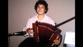 Alexandre Boivin caron Accordeoniste carfour mondial de laccordéon de Montmagny 2010 [upl. by Atin]