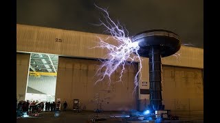 Worlds Largest Tesla Coil – Full Power Demo [upl. by Vergne]