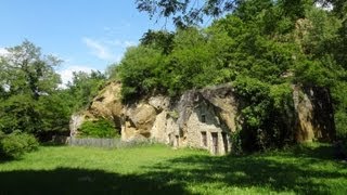 Les maisons troglodytes  Châteauneuf sur Isère Drôme France [upl. by Ihdin]