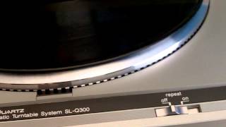 Technics SLQ300 Quartz Direct Drive Turntable System Quick Demo [upl. by Artemisia798]