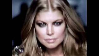 Comercial  Outspoken Intense by Fergie  AVON [upl. by Idnak]