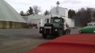 81 Mack DM800 [upl. by Silvie]