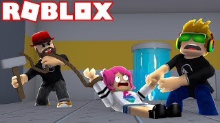 BEAST CAPTURED MY GIRLFRIEND I NEED TO HELP HER ROBLOX FLEE THE FACILITY  RUN HIDE ESCAPE [upl. by Campball]