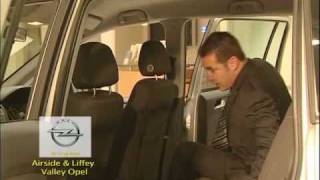 Opel Zafira Video Review [upl. by Noivad]