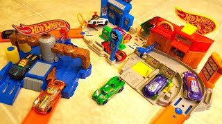 Hot Wheels Tri City Playset  Demonstration of Features [upl. by Nomelihp]