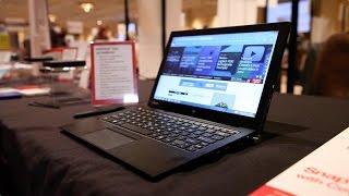 Toshiba Portege Z20t handson at CES 2015 [upl. by Lepp]