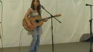 Heather Mullins singing Black Horse and a Cherry Tree [upl. by Tesler]