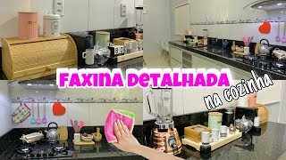 FAXINA DETALHADA NA COZINHA  DICAS DE LIMPEZA DO FOGÃO COOKTOP E COIFA BRILHANDO ❤️GLAUCIA MOURA [upl. by Terraj]