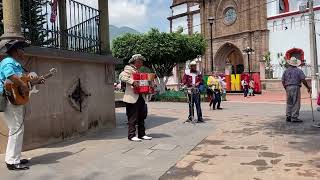 Chavinda Michoacán recorrido en la plaza [upl. by Ehud]