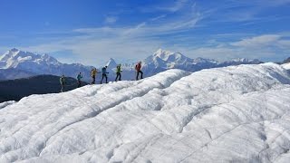 Aletsch Arena  Gletschererlebnisse am Grossen Aletschgletscher [upl. by Ignatzia]