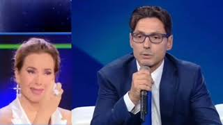 Barbara DUrso scopre in diretta TV di essere licenziata da Mediaset [upl. by Saber674]