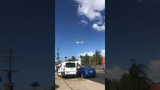 Qantas Link E190 landing into Townsville Airport [upl. by Oiuqise712]