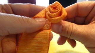 Einfache Rose selber binden do it yourself ribbon rose [upl. by Eenert685]