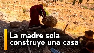 VIDA NÓMADA Madre Construye una Casa Para Sus Hijos en la Montaña  PARTE 2 [upl. by Pasia993]