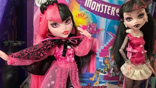 NEW MONSTER HIGH G3 DRACULAURA DOLL REVIEW AND UNBOXING [upl. by Seaden]