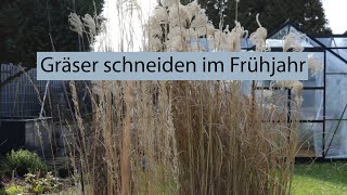 Gräser schneiden im Frühjahr [upl. by Guadalupe]