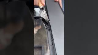 Aluminum window edge sealing glue smoothing process [upl. by Feinleib252]