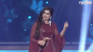 Deewani Mastani live performance  shreya ghosal [upl. by Pfister902]