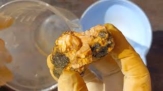 Gold mining Gold Extraction from stones with Hydrogen Peroxide and Hydrochloric Acid [upl. by Aicenev]