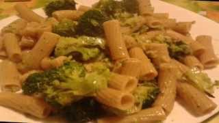 PASTA CON BROCCOLI SICILIANI  CUCINA NATURALE [upl. by Nosremaj339]