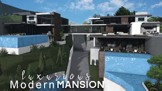 Bloxburg Luxurious Hillside Modern Mansion  Speedbuild  ROBLOX bloxburg [upl. by Doran]